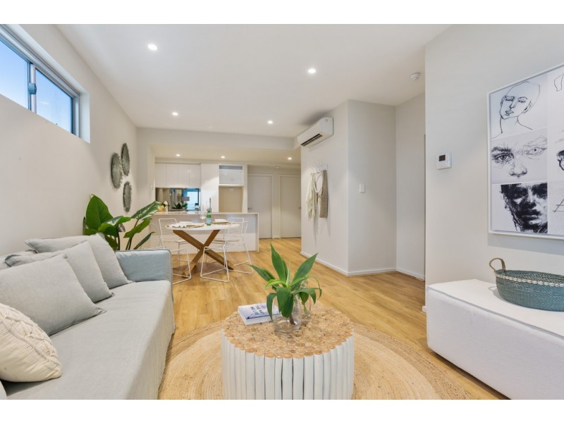 5/ 13 O’Connor Close, North Coogee WA 6163