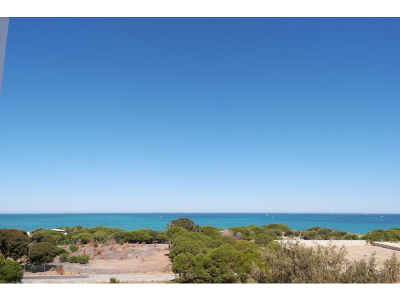 5/ 13 O’Connor Close, North Coogee WA 6163