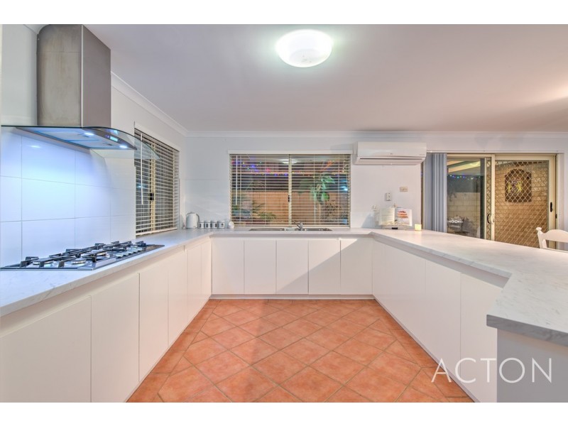 40 ABBEVILLE CIRCLE, Mindarie WA 6030