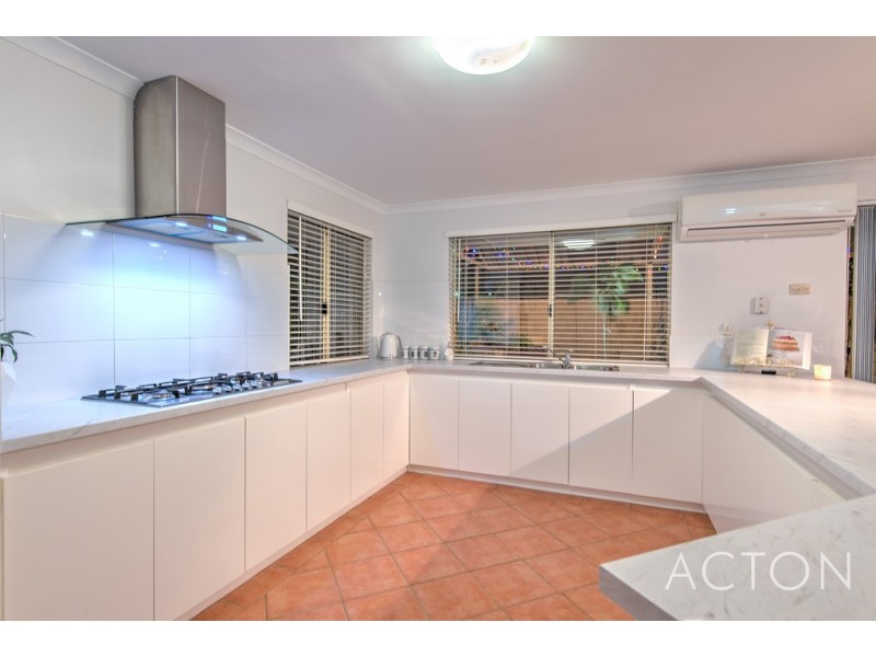 40 ABBEVILLE CIRCLE, Mindarie WA 6030