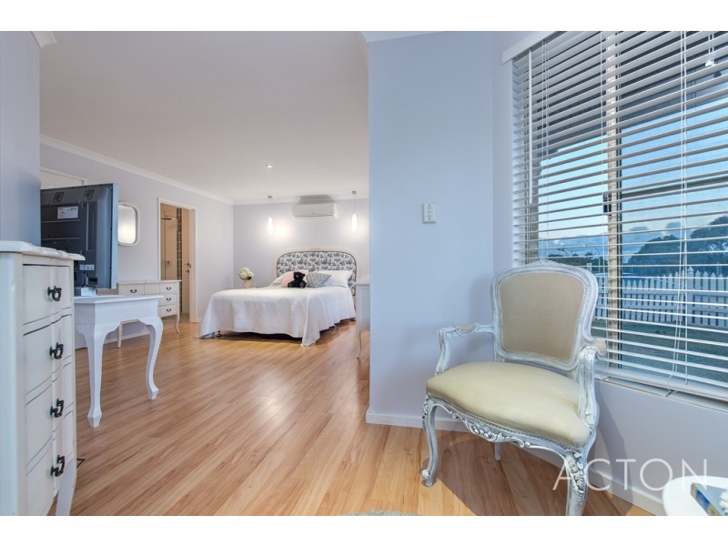 40 ABBEVILLE CIRCLE, Mindarie WA 6030