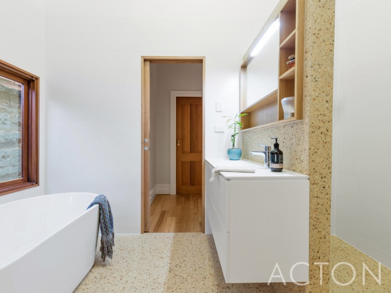 23 Hubble Street, East Fremantle WA 6158