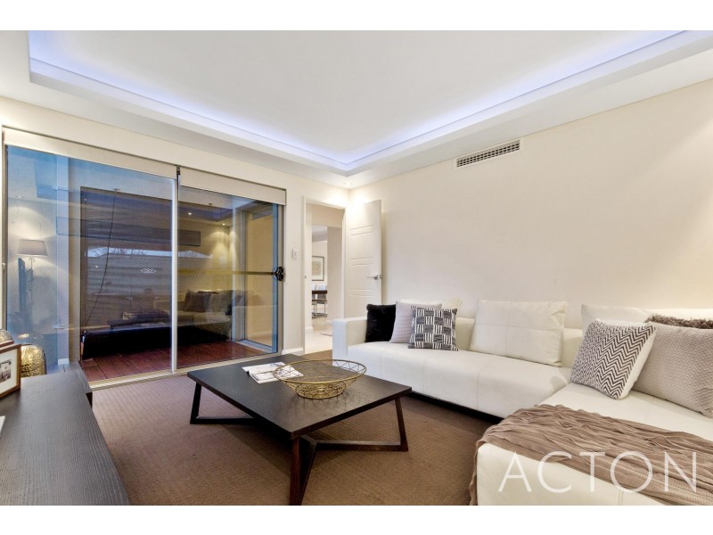 14A Broadbeach Boulevard, Hillarys WA 6025