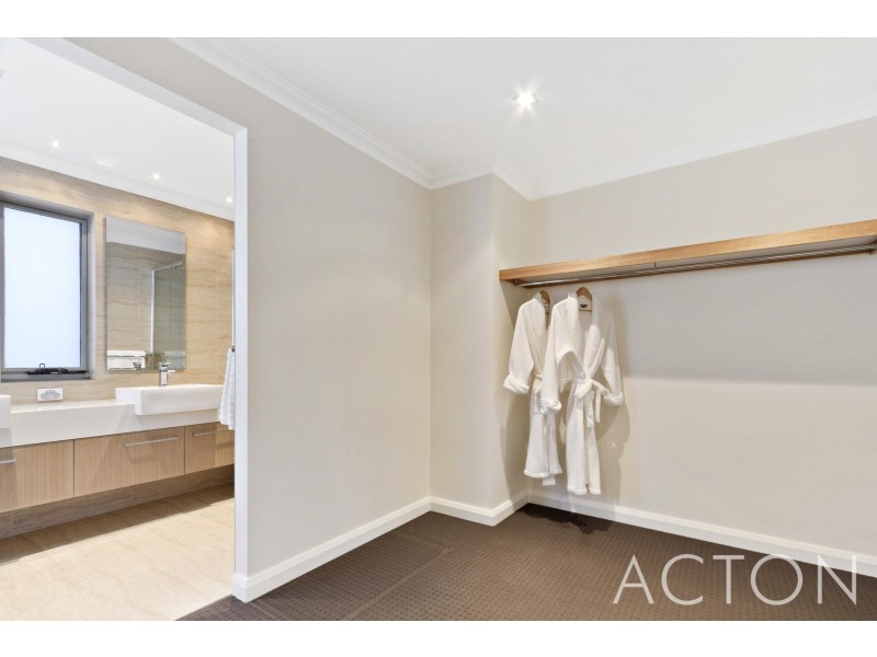 14A Broadbeach Boulevard, Hillarys WA 6025