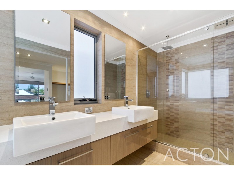 14A Broadbeach Boulevard, Hillarys WA 6025