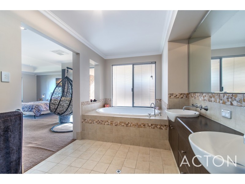 14 Sailboat Link, Jindalee WA 6036