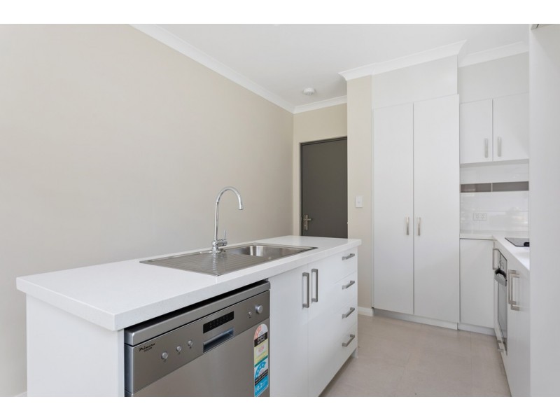 5/12A Prinsep, Melville WA 6156
