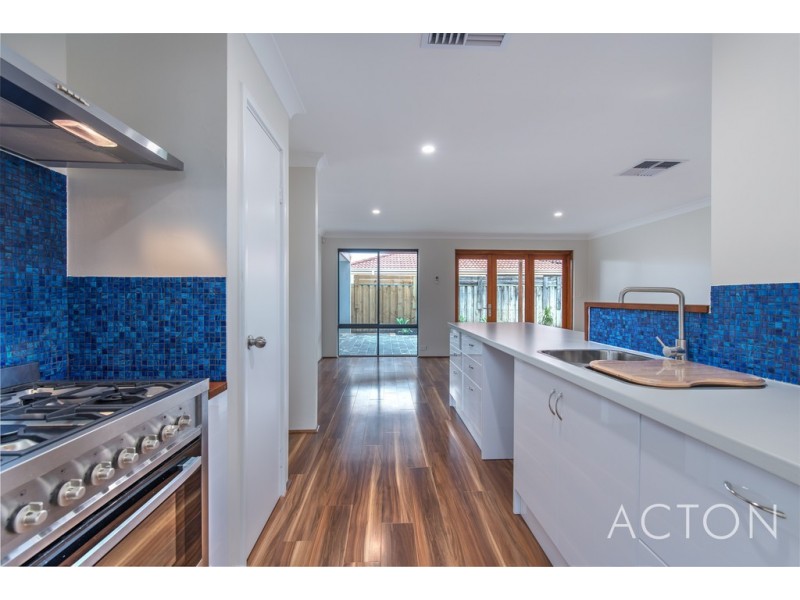 61 Lithgow Drive, Clarkson WA 6030