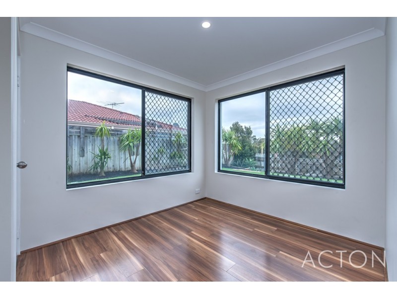 61 Lithgow Drive, Clarkson WA 6030