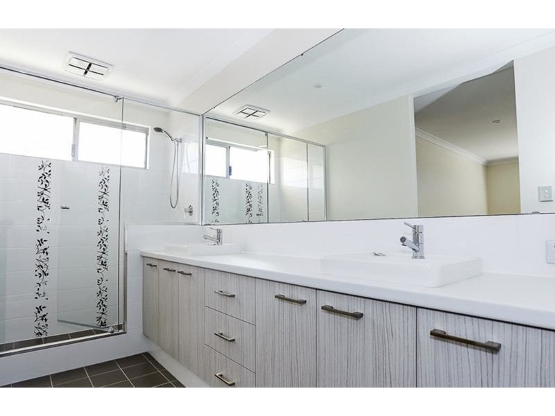 32 Chesham Rise, Alkimos WA 6038