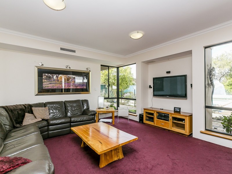 239 Ewen Street, Woodlands WA 6018