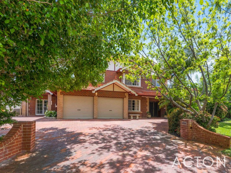 7 Red Wattle Place, Churchlands WA 6018