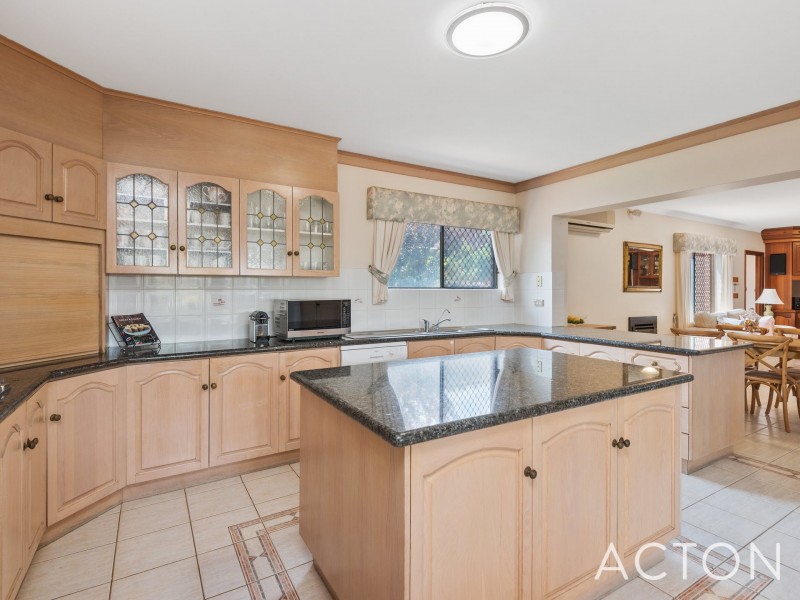 7 Red Wattle Place, Churchlands WA 6018