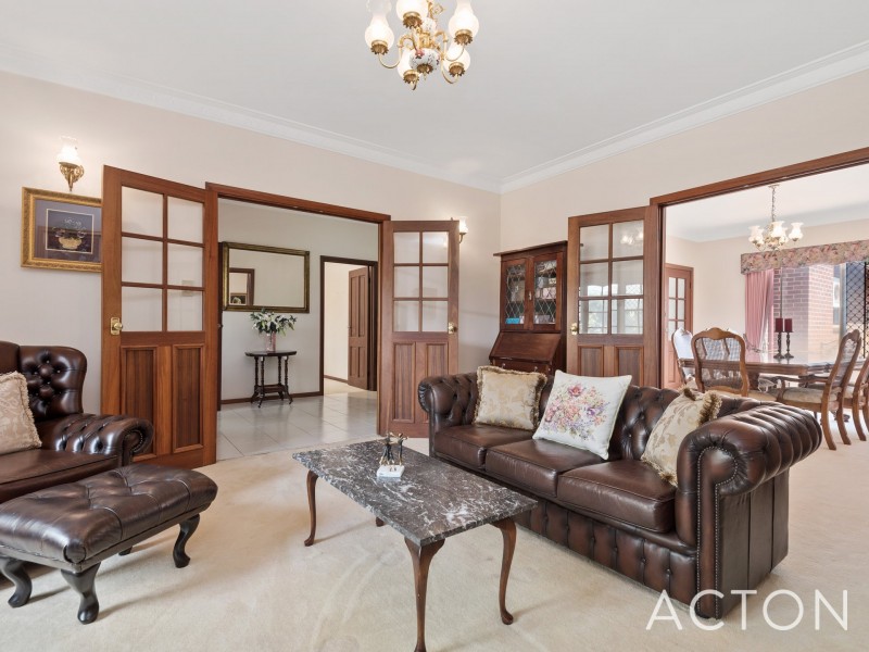 7 Red Wattle Place, Churchlands WA 6018