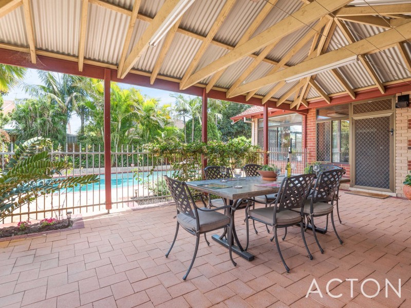 7 Red Wattle Place, Churchlands WA 6018