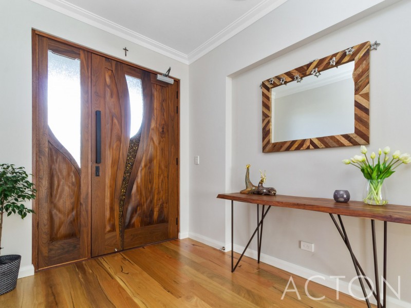 14 Camden Street, Wembley Downs WA 6019