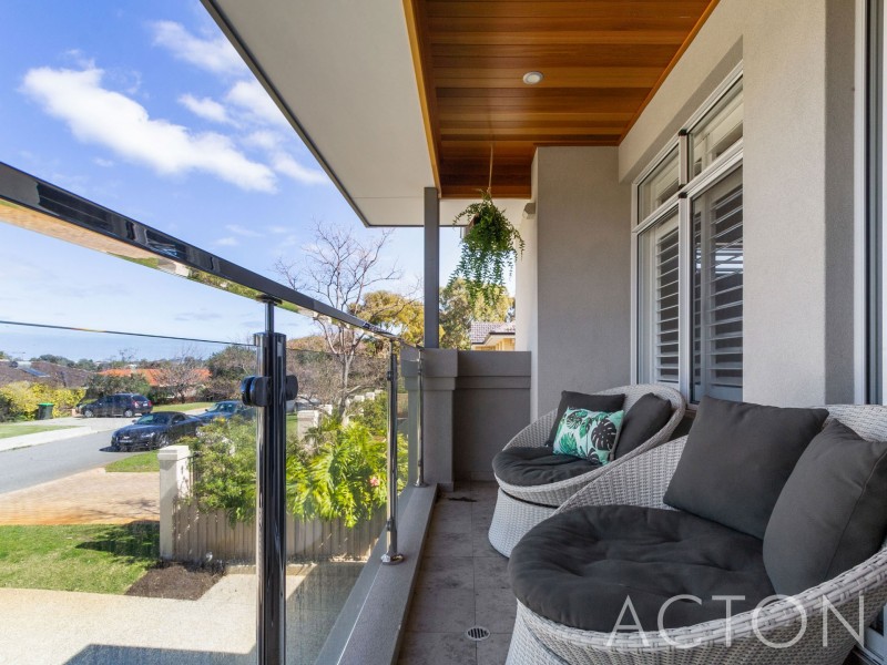 14 Camden Street, Wembley Downs WA 6019