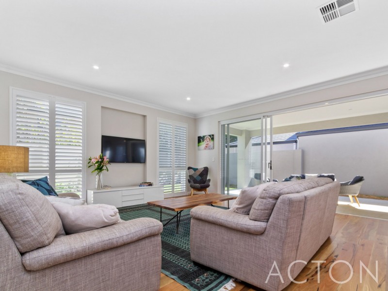 14 Camden Street, Wembley Downs WA 6019