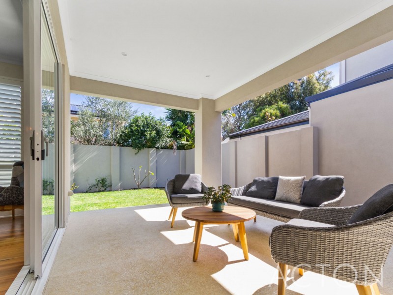 14 Camden Street, Wembley Downs WA 6019