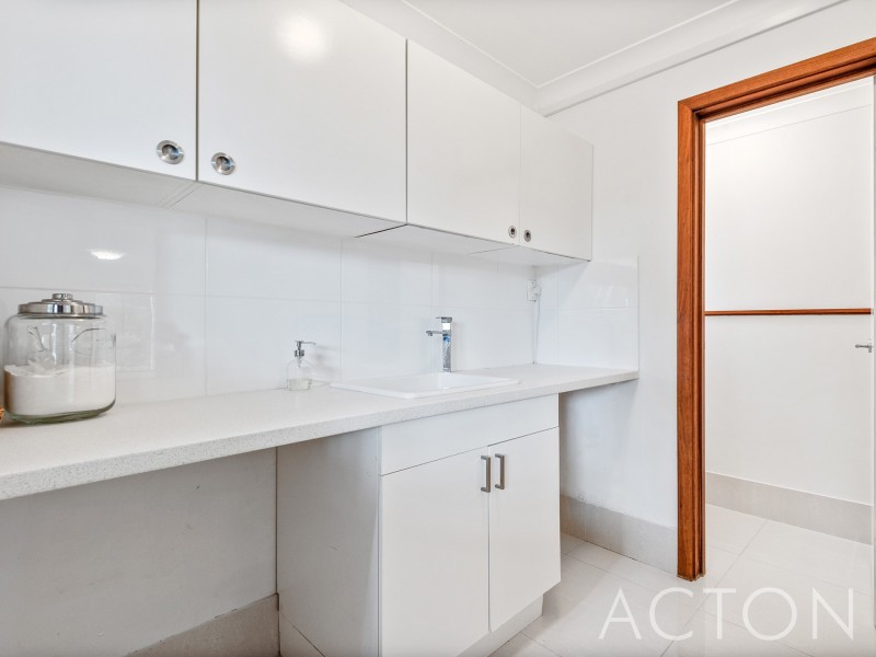 31 Winmarley Street, Floreat WA 6014