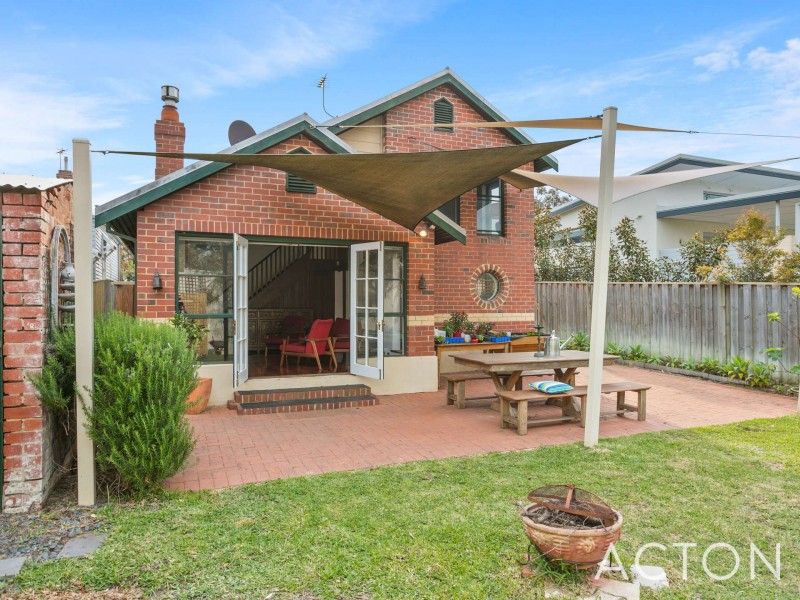 72 Duke Street, East Fremantle WA 6158