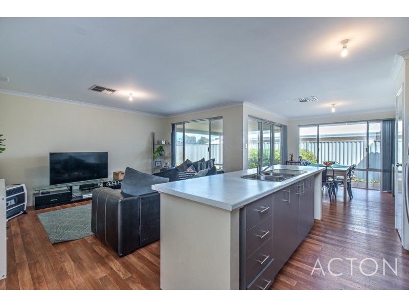 6 Bellini Gardens, Alkimos WA 6038