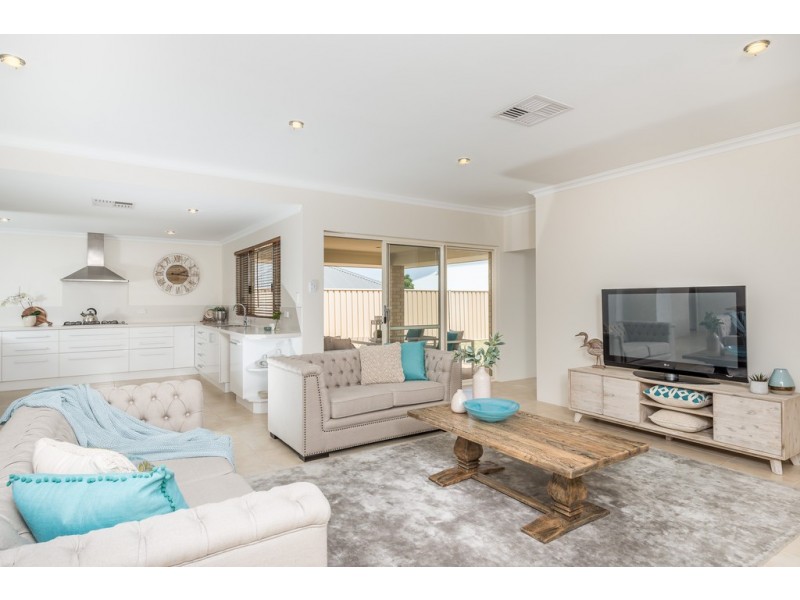 3 Meringa Crescent, Quinns Rocks WA 6030