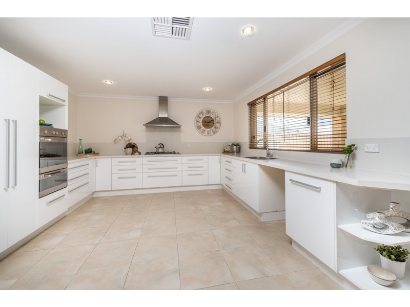 3 Meringa Crescent, Quinns Rocks WA 6030