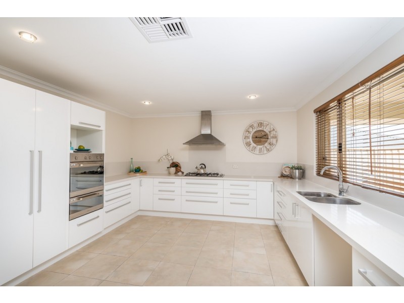 3 Meringa Crescent, Quinns Rocks WA 6030