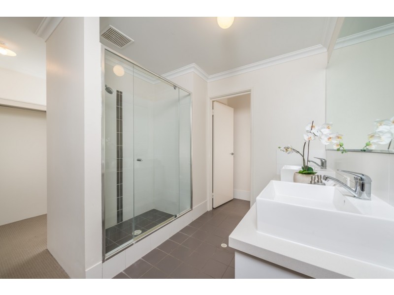 3 Meringa Crescent, Quinns Rocks WA 6030