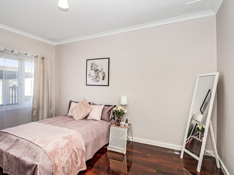 24 Kenwick Way, Balga WA 6061