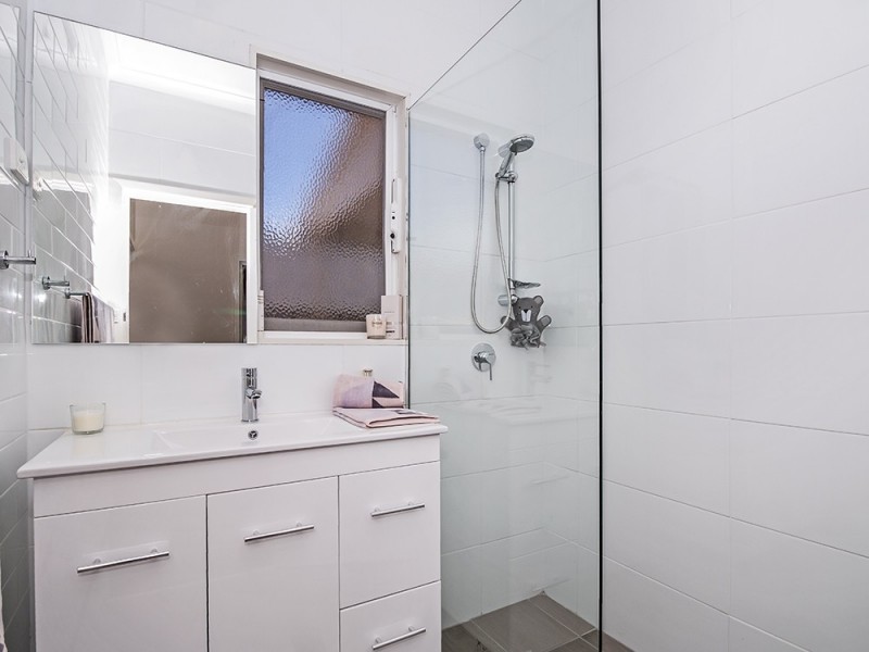 24 Kenwick Way, Balga WA 6061