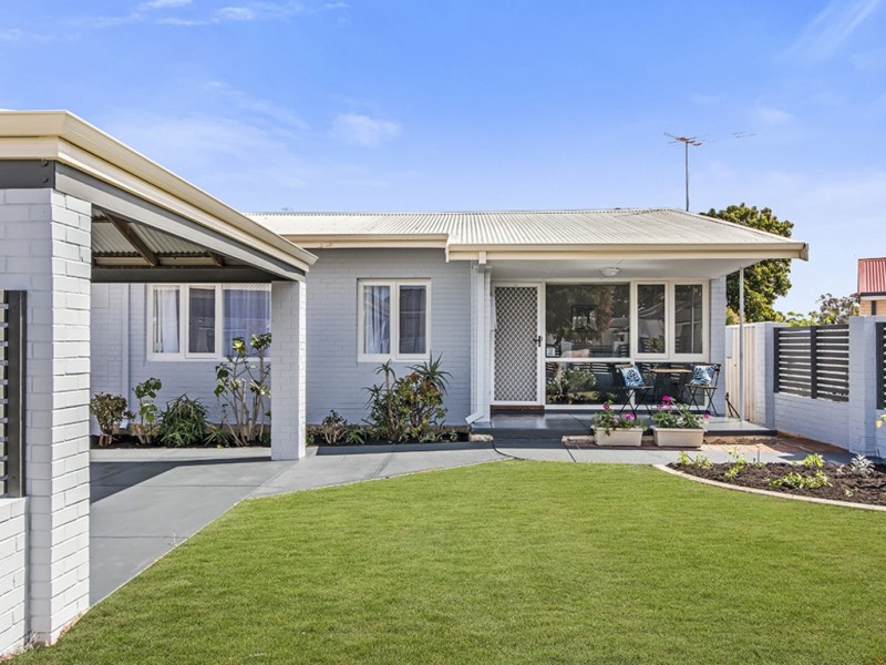 24 Kenwick Way, Balga WA 6061