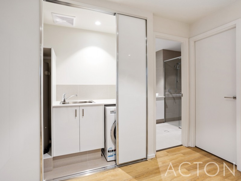 16/13 O’Connor Close, North Coogee WA 6163