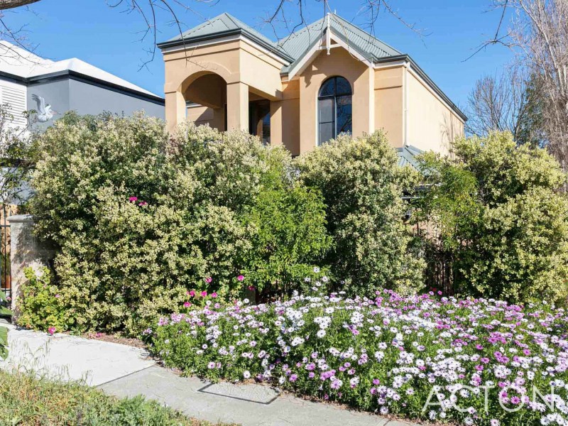 4 Belmont Street, South Fremantle WA 6162