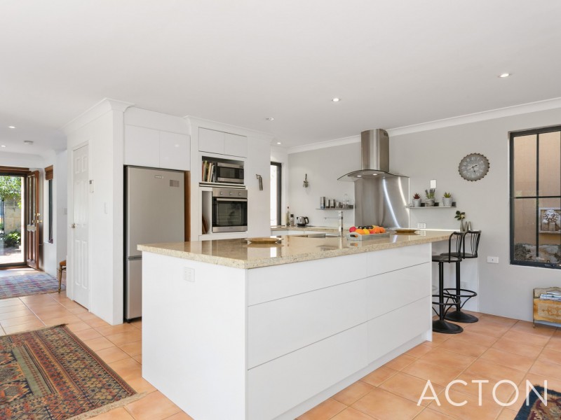 4 Belmont Street, South Fremantle WA 6162