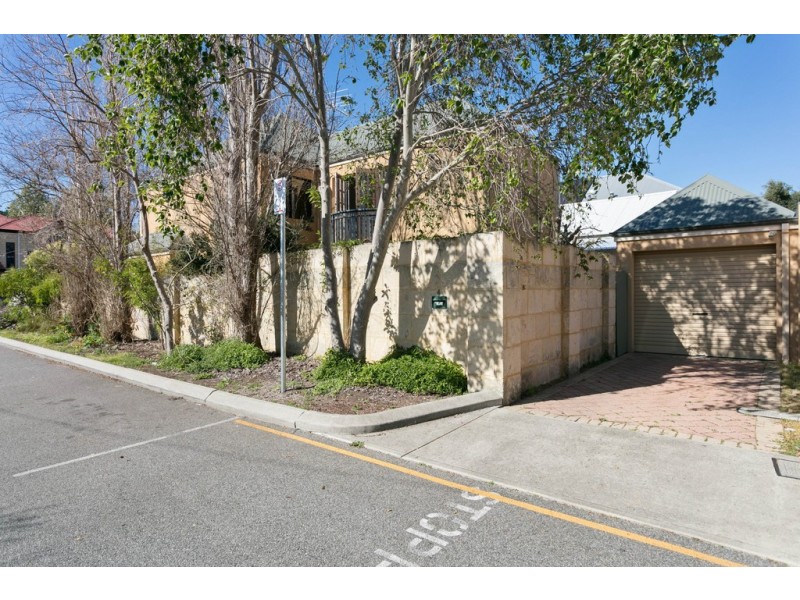 4 Belmont Street, South Fremantle WA 6162