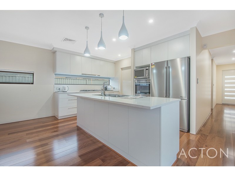 12 Vermillion Street, Eglinton WA 6034