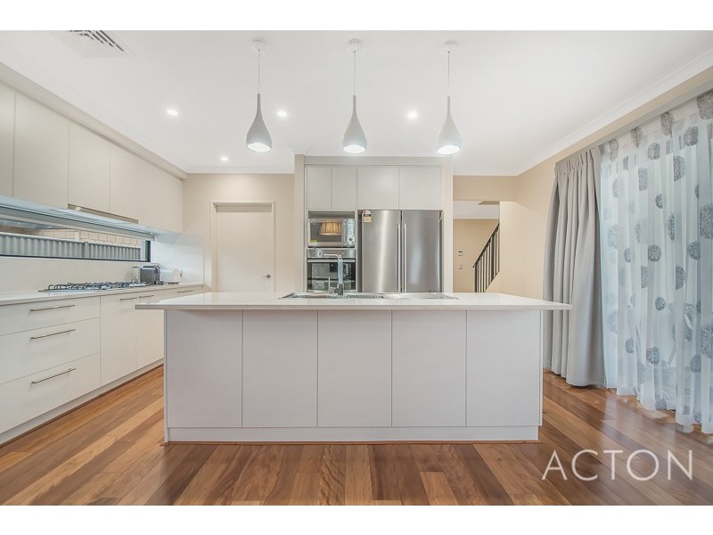 12 Vermillion Street, Eglinton WA 6034