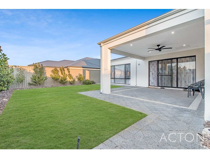 12 Vermillion Street, Eglinton WA 6034