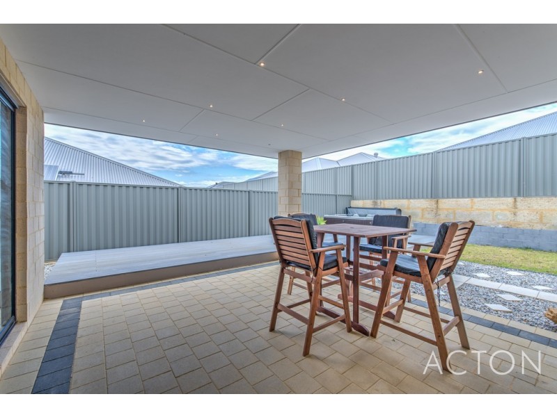 11 Crete Way, Alkimos WA 6038