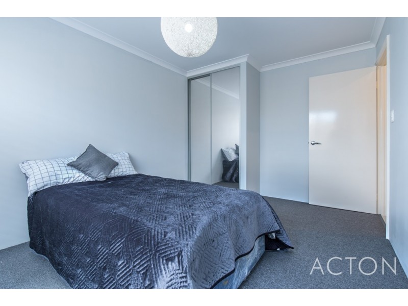 11 Crete Way, Alkimos WA 6038