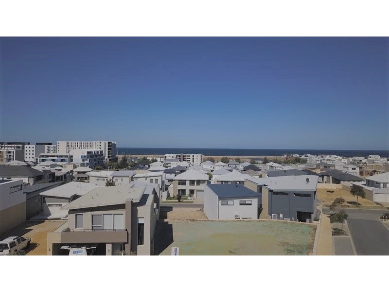 16 Alpha Way, North Coogee WA 6163