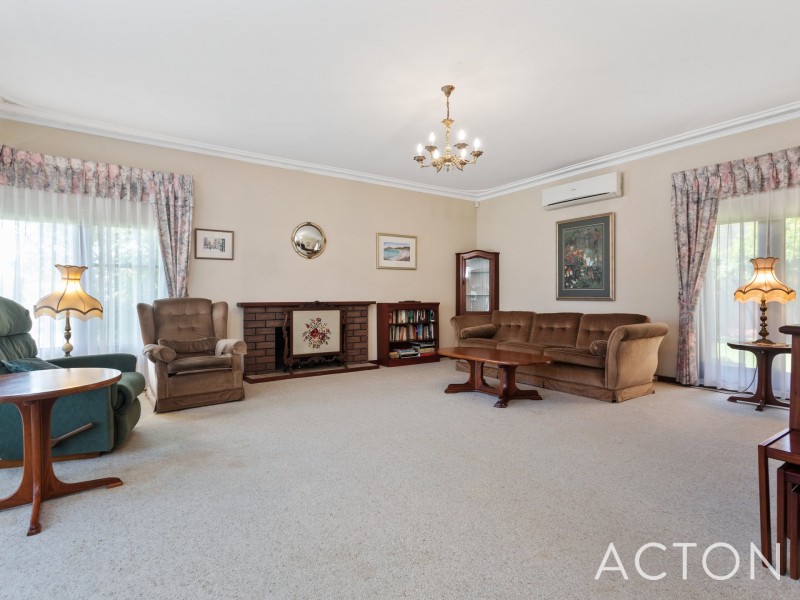 18 Kenmore Crescent, Floreat WA 6014