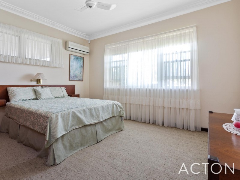 18 Kenmore Crescent, Floreat WA 6014