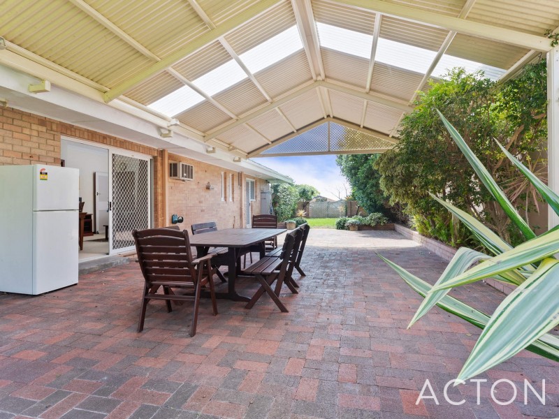 18 Kenmore Crescent, Floreat WA 6014