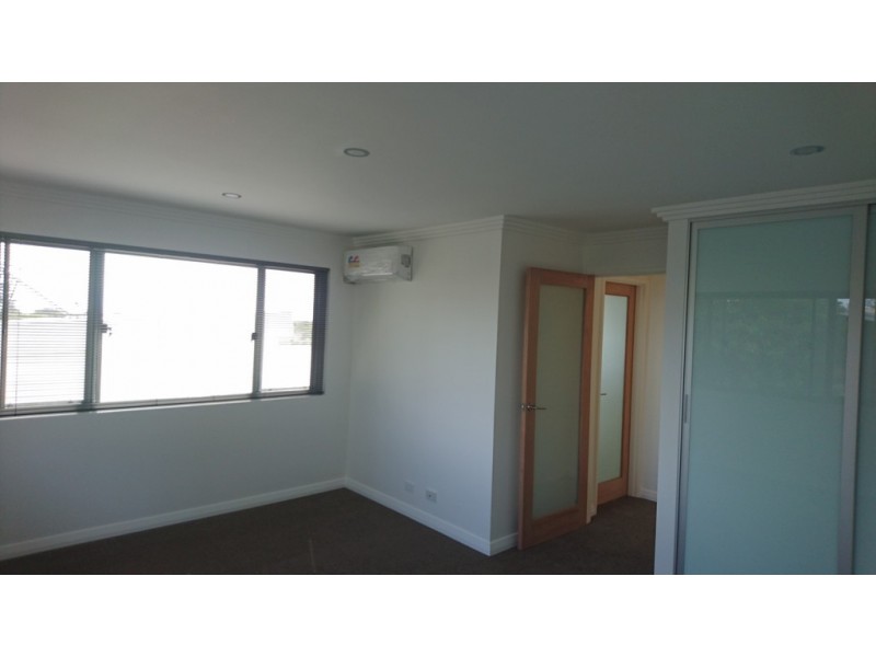 9 Lowanna Way, City Beach WA 6015