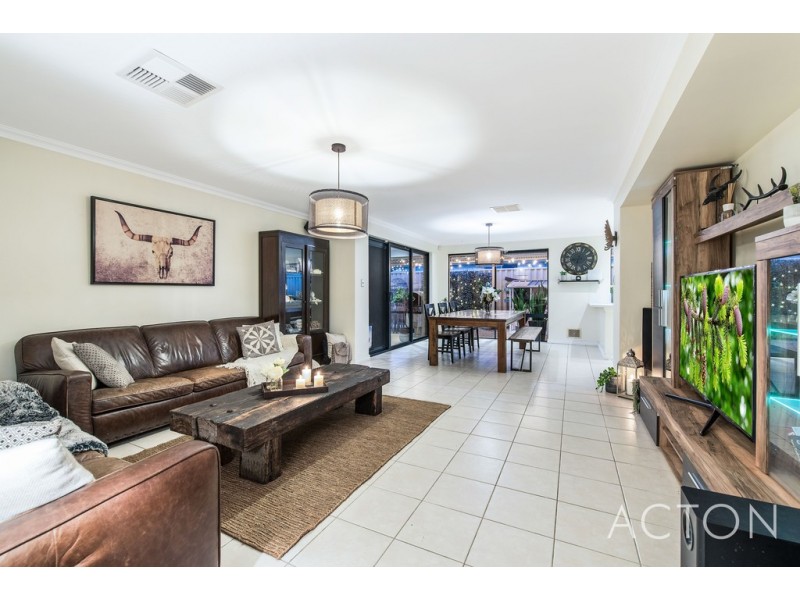 6 Sanderstead Loop, Butler WA 6036
