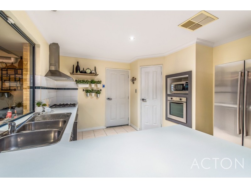 6 Sanderstead Loop, Butler WA 6036