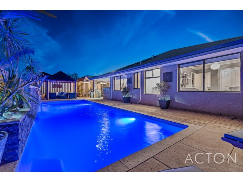 6 Sanderstead Loop, Butler WA 6036